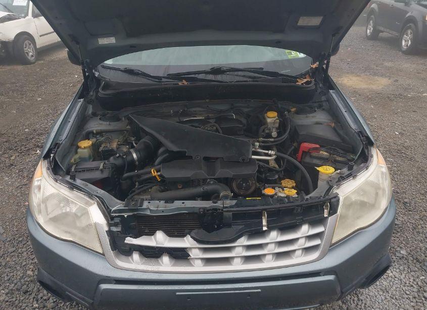 Photo 10 of 2011 Subaru Forester 2.5X (VIN JF2SHABC9BH765440)
