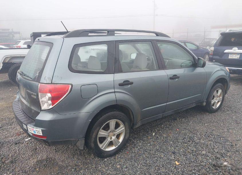 Photo 4 of 2011 Subaru Forester 2.5X (VIN JF2SHABC9BH765440)