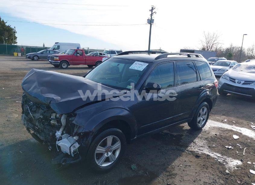 Photo 2 of 2012 Subaru Forester 2.5X (VIN JF2SHABC9CH440661)