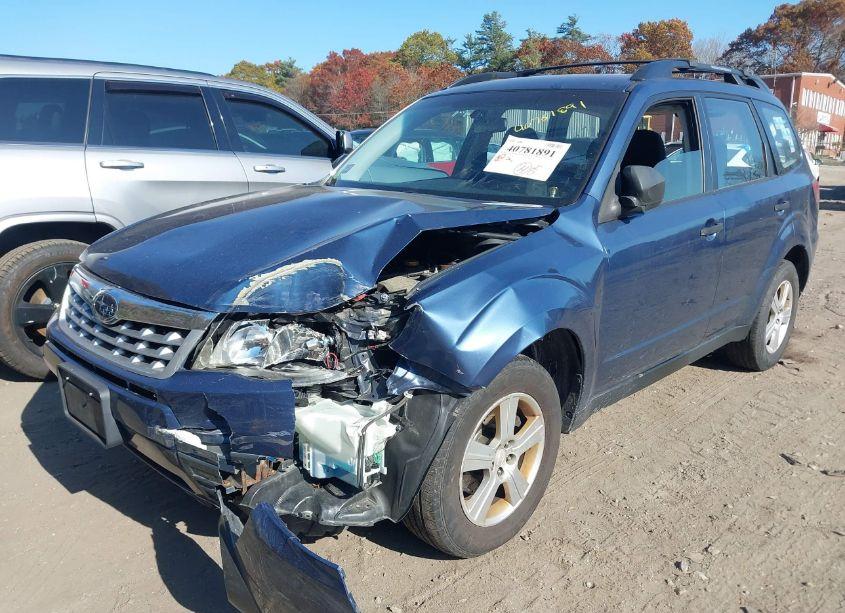 Photo 2 of 2012 Subaru Forester 2.5X (VIN JF2SHABC9CH457640)