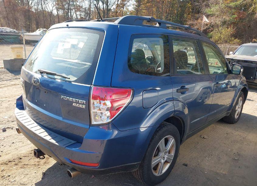 Photo 4 of 2012 Subaru Forester 2.5X (VIN JF2SHABC9CH457640)