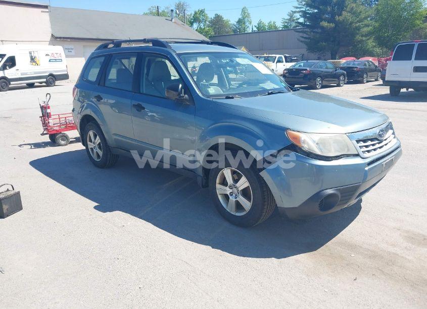 2013 Subaru Forester 2.5X (VIN JF2SHABC9DG404623) main photo