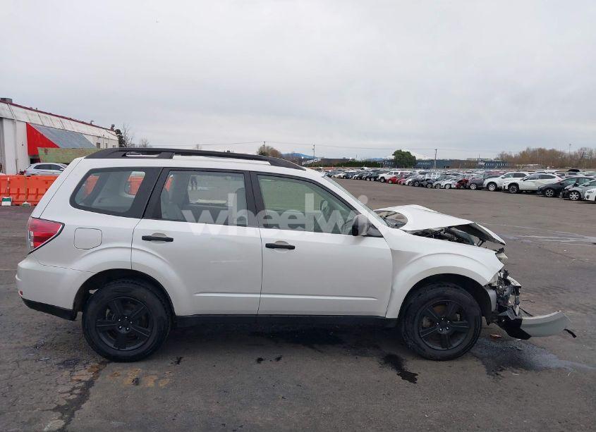 Photo 13 of 2013 Subaru Forester 2.5X (VIN JF2SHABC9DG419820)