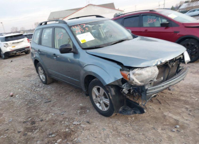 2013 Subaru Forester 2.5X (VIN JF2SHABC9DH418385) main photo