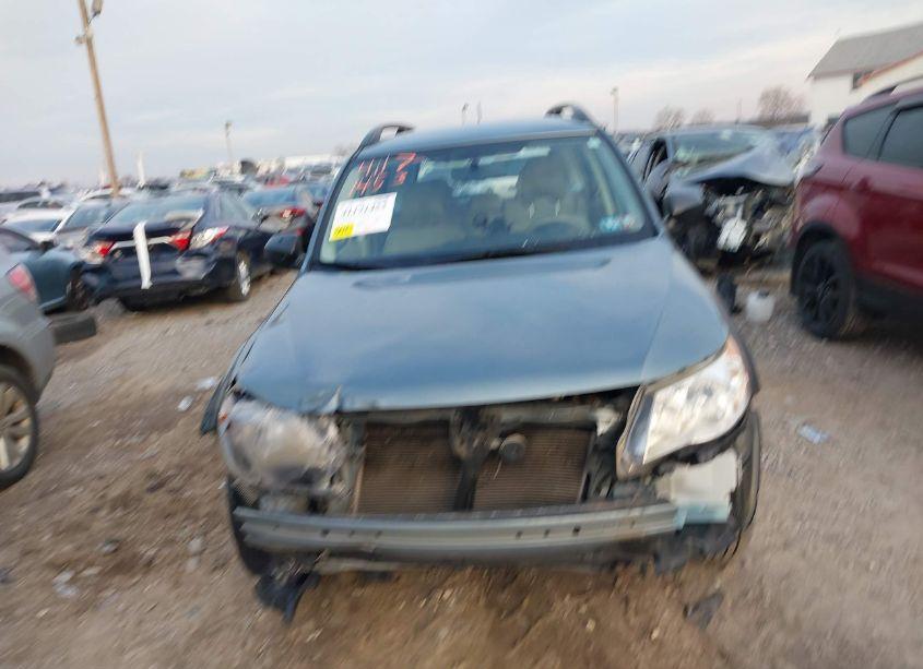 Photo 12 of 2013 Subaru Forester 2.5X (VIN JF2SHABC9DH418385)