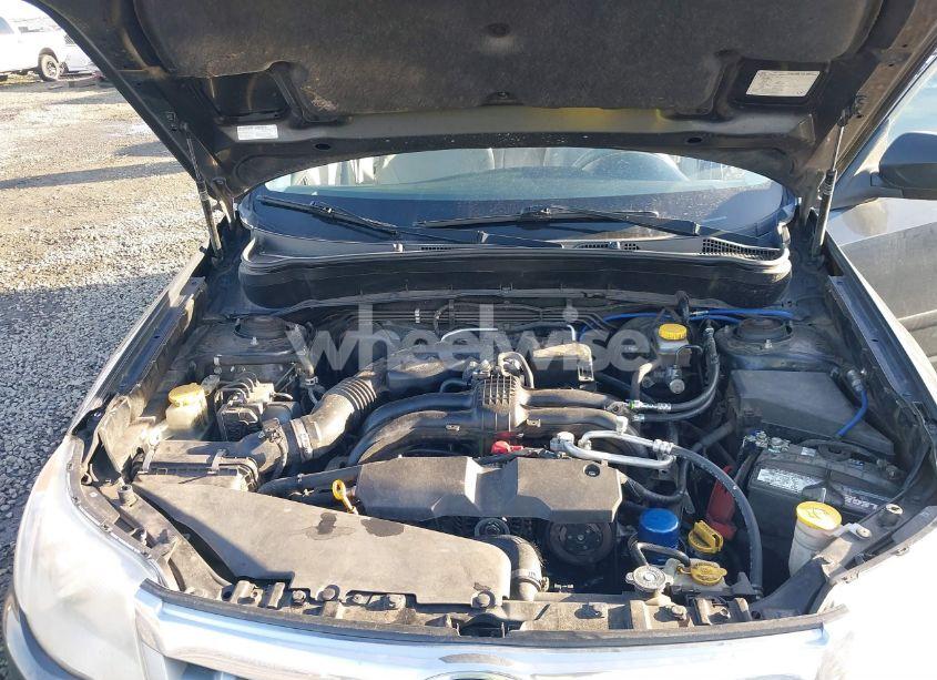 Photo 10 of 2013 Subaru Forester 2.5X (VIN JF2SHABC9DH423053)
