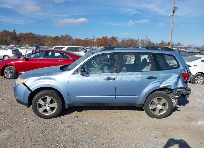 Photo 14 of 2011 Subaru Forester 2.5X (VIN JF2SHABCXBH741762)
