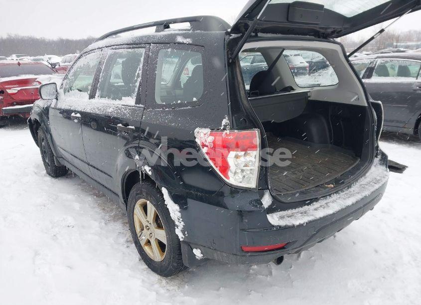 Photo 3 of 2011 Subaru Forester 2.5X (VIN JF2SHABCXBH760490)