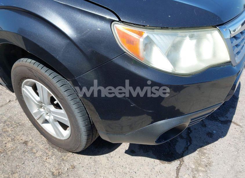 Photo 12 of 2012 Subaru Forester 2.5X (VIN JF2SHABCXCH403876)