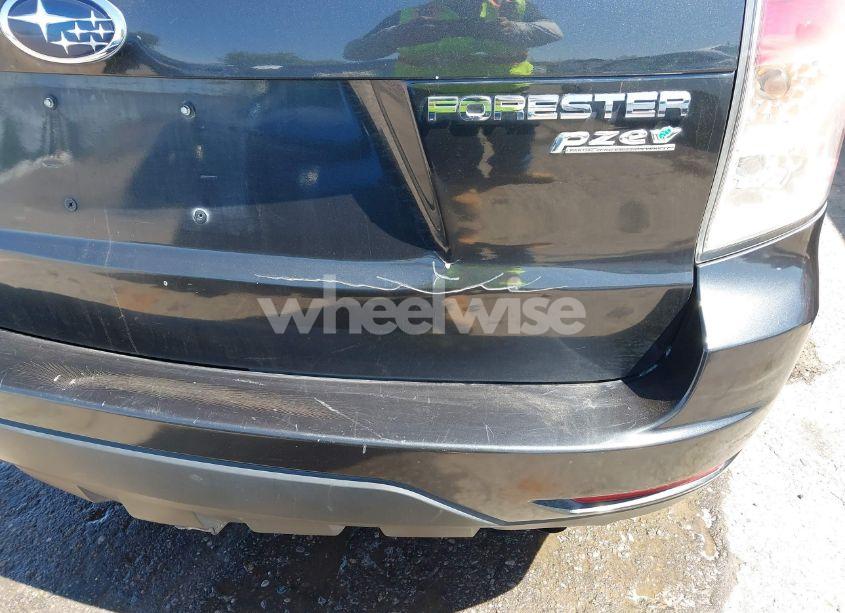 Photo 6 of 2012 Subaru Forester 2.5X (VIN JF2SHABCXCH403876)