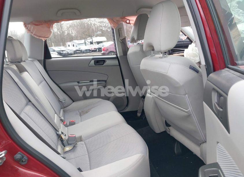 Photo 8 of 2013 Subaru Forester 2.5X (VIN JF2SHABCXDH438385)