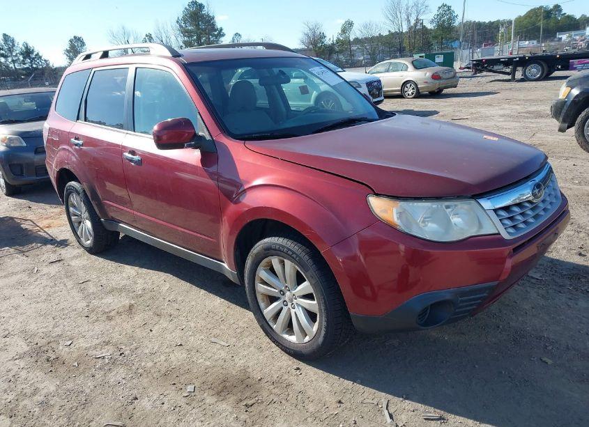 2011 Subaru Forester 2.5X PREMIUM (VIN JF2SHACC0BH702516) main photo