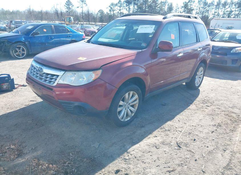Photo 2 of 2011 Subaru Forester 2.5X PREMIUM (VIN JF2SHACC0BH702516)