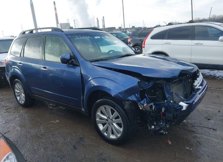 2012 Subaru Forester 2.5X PREMIUM (VIN JF2SHACC0CG415071) main photo