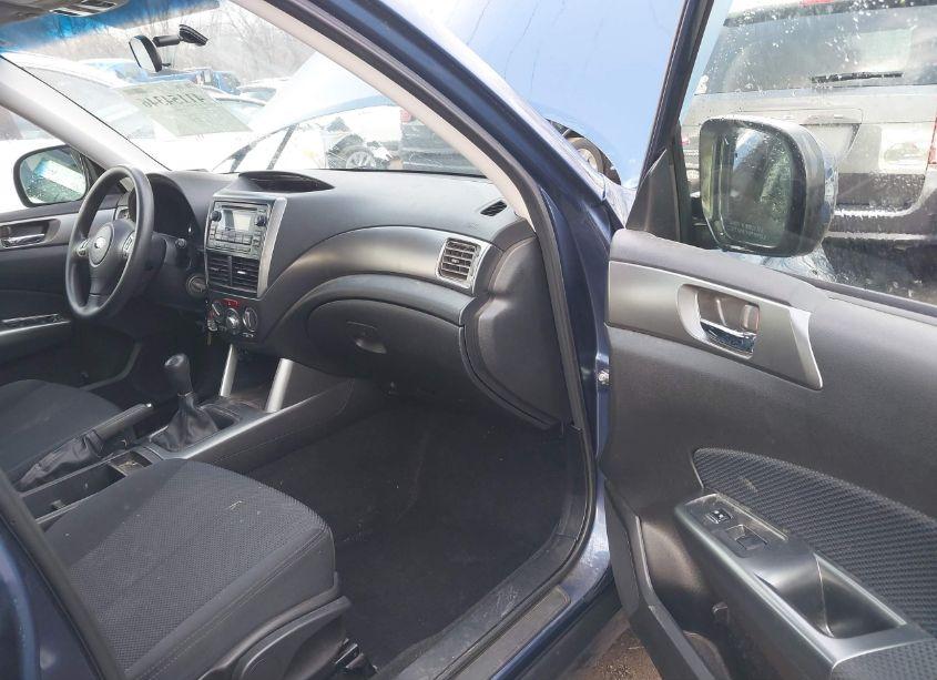 Photo 5 of 2012 Subaru Forester 2.5X PREMIUM (VIN JF2SHACC0CG415071)
