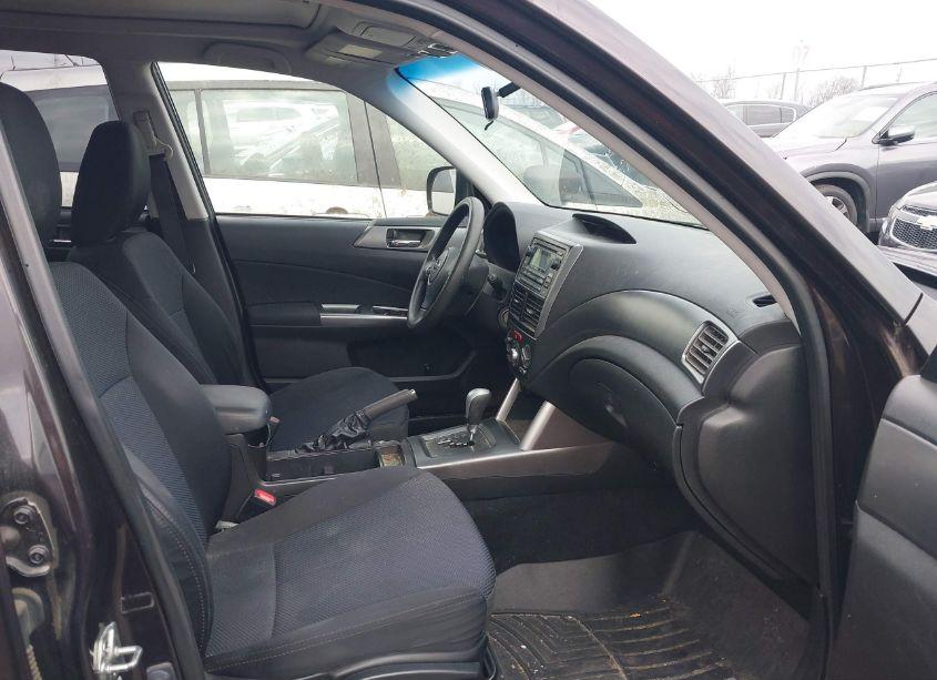 Photo 5 of 2013 Subaru Forester 2.5X PREMIUM (VIN JF2SHACC1DH437334)
