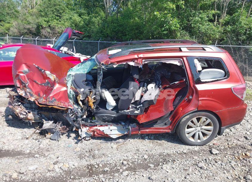 Photo 6 of 2011 Subaru Forester 2.5X PREMIUM (VIN JF2SHACCXBH707402)