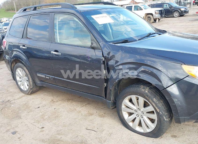 Photo 6 of 2011 Subaru Forester 2.5X PREMIUM (VIN JF2SHADC0BH728404)