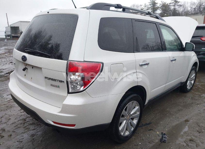 Photo 4 of 2012 Subaru Forester 2.5X PREMIUM (VIN JF2SHADC0CH405231)