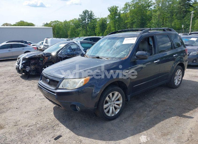 Photo 2 of 2012 Subaru Forester 2.5X PREMIUM (VIN JF2SHADC0CH431294)
