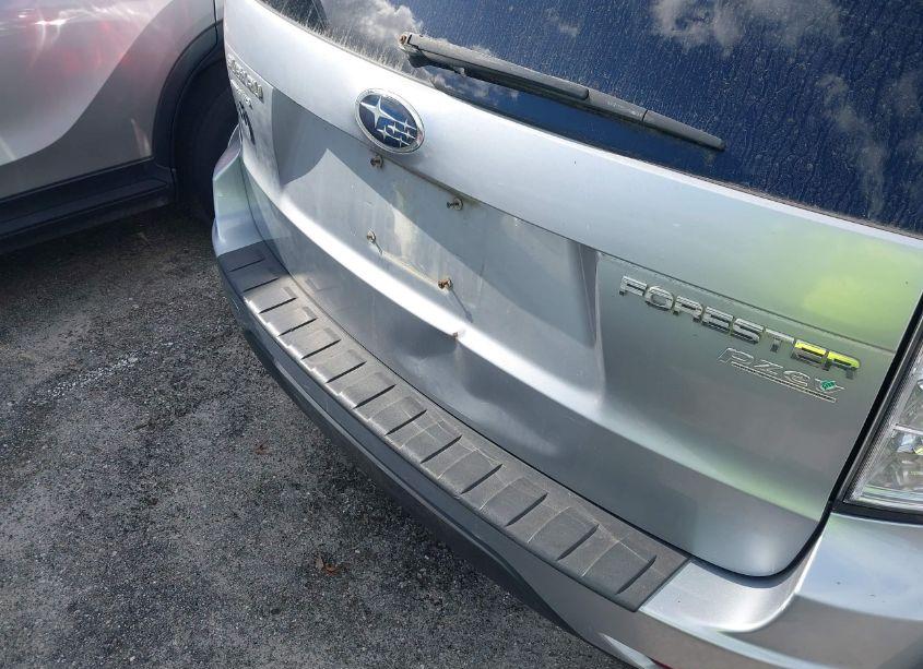 Photo 6 of 2013 Subaru Forester 2.5X PREMIUM (VIN JF2SHADC0DH400757)