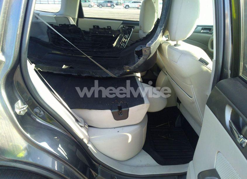 Photo 8 of 2013 Subaru Forester 2.5X PREMIUM (VIN JF2SHADC0DH418837)