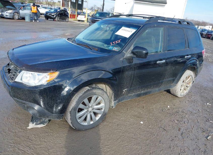 Photo 2 of 2011 Subaru Forester 2.5X PREMIUM (VIN JF2SHADC1BH713555)