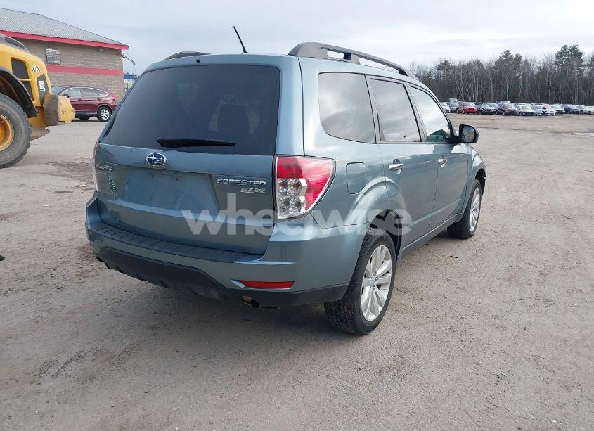 Photo 4 of 2013 Subaru Forester 2.5X PREMIUM (VIN JF2SHADC1DH417194)