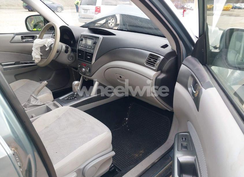 Photo 5 of 2013 Subaru Forester 2.5X PREMIUM (VIN JF2SHADC1DH417194)