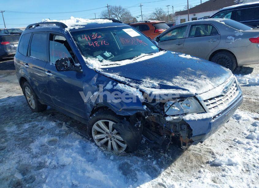 2011 Subaru Forester 2.5X PREMIUM (VIN JF2SHADC2BH751862) main photo