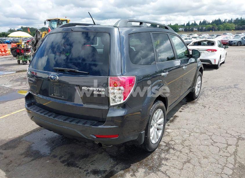Photo 4 of 2011 Subaru Forester 2.5X PREMIUM (VIN JF2SHADC2BH773943)