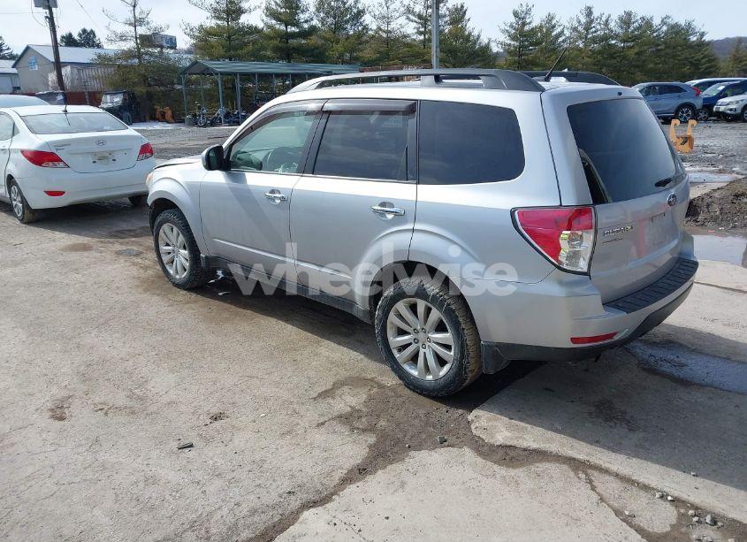 Photo 3 of 2012 Subaru Forester 2.5X PREMIUM (VIN JF2SHADC2CH415162)