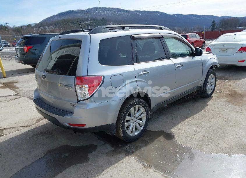 Photo 4 of 2012 Subaru Forester 2.5X PREMIUM (VIN JF2SHADC2CH415162)
