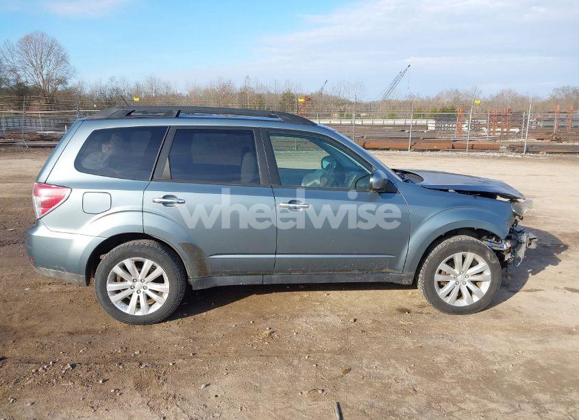 Photo 13 of 2013 Subaru Forester 2.5X PREMIUM (VIN JF2SHADC2DG437797)