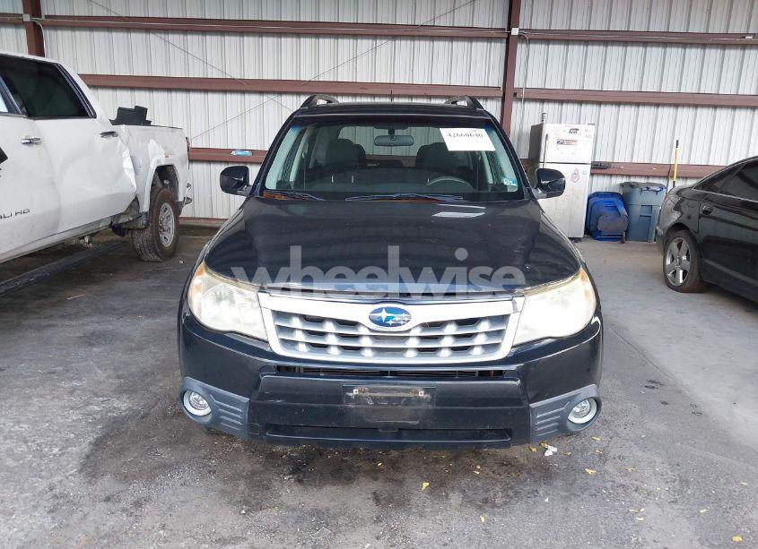 Photo 6 of 2013 Subaru Forester 2.5X PREMIUM (VIN JF2SHADC2DH414921)