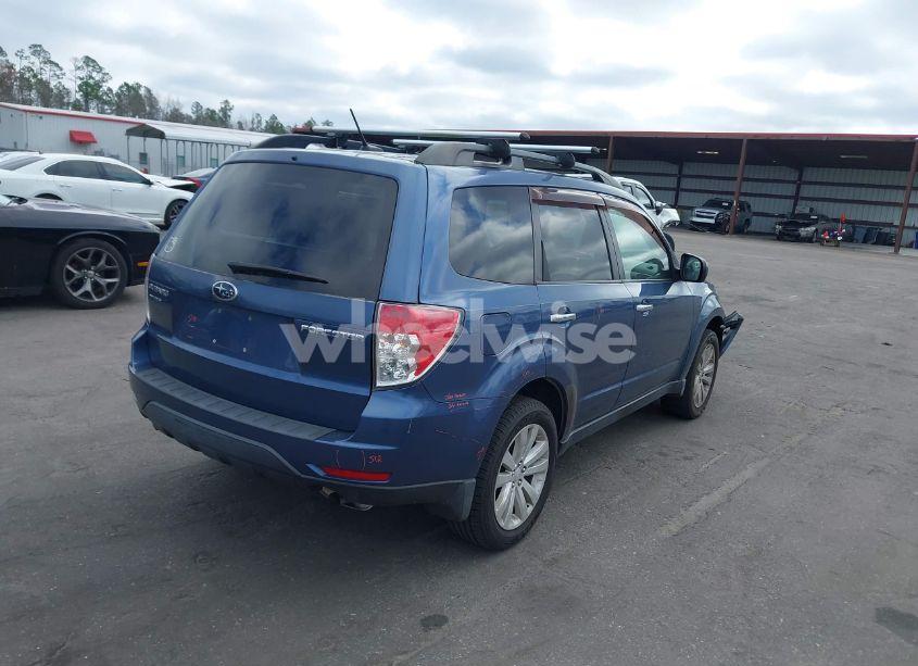 Photo 4 of 2013 Subaru Forester 2.5X PREMIUM (VIN JF2SHADC2DH441763)