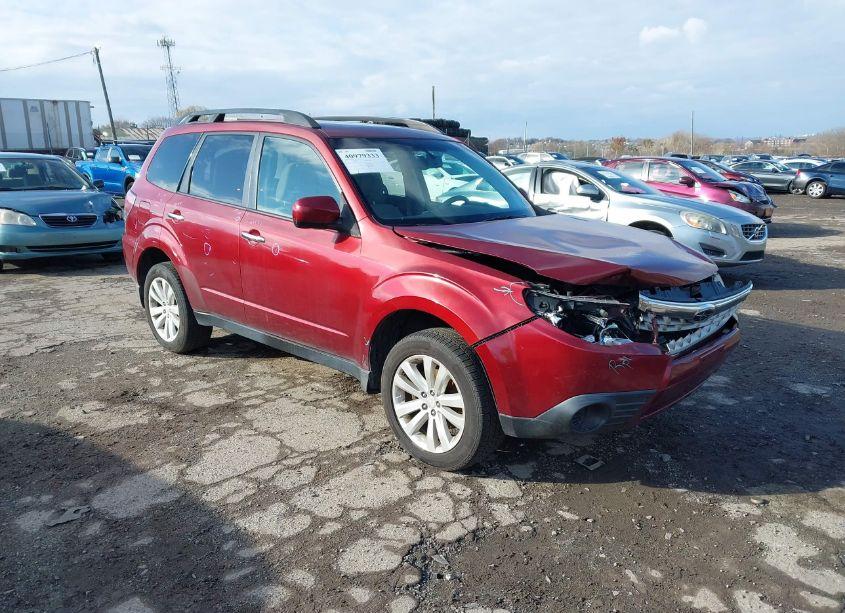 2011 Subaru Forester 2.5X PREMIUM (VIN JF2SHADC3BG702675) main photo