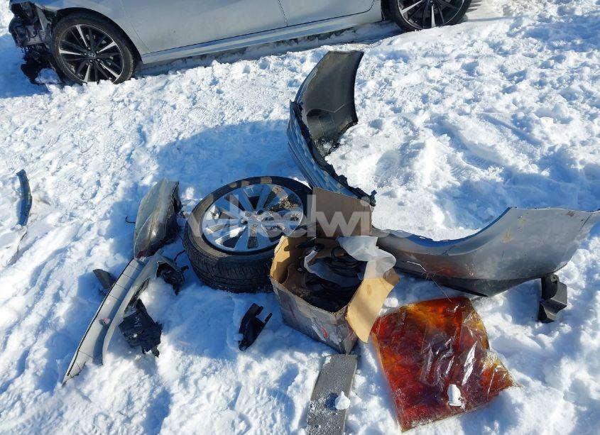 Photo 12 of 2011 Subaru Forester 2.5X PREMIUM (VIN JF2SHADC3BG783807)