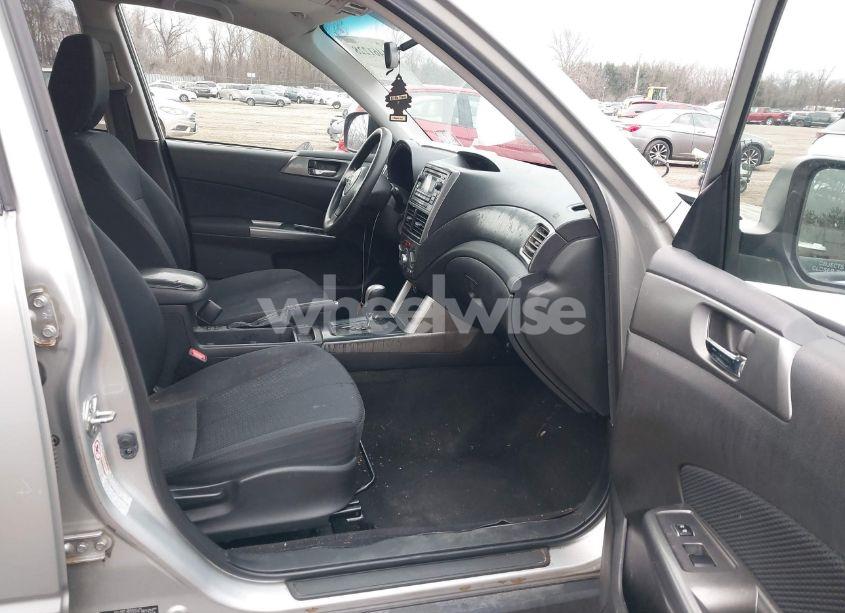 Photo 5 of 2011 Subaru Forester 2.5X PREMIUM (VIN JF2SHADC3BH705974)