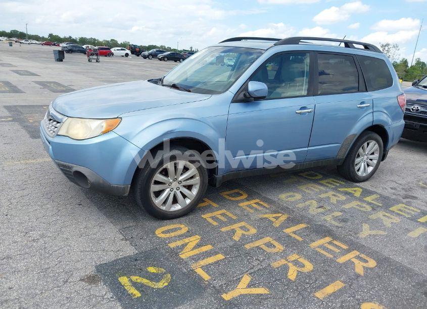 Photo 2 of 2011 Subaru Forester 2.5X PREMIUM (VIN JF2SHADC3BH729918)