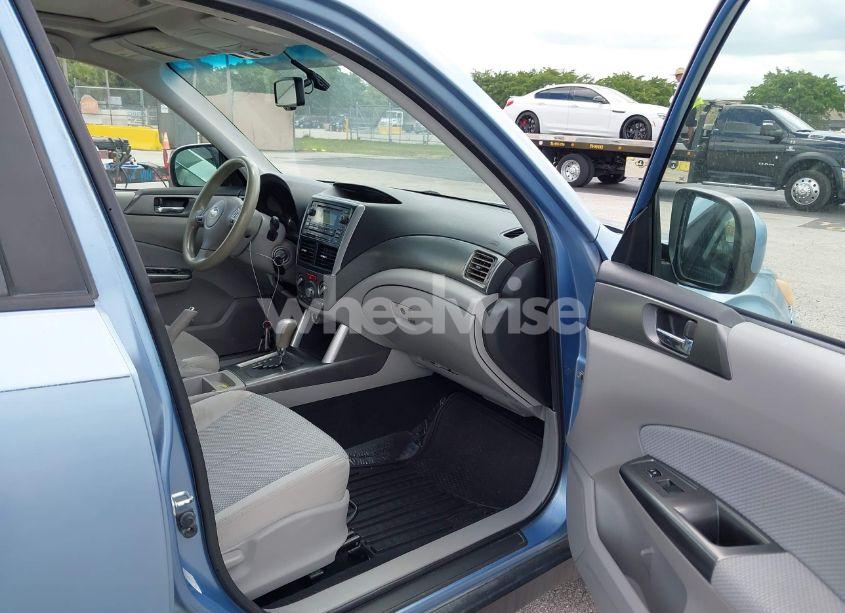 Photo 5 of 2011 Subaru Forester 2.5X PREMIUM (VIN JF2SHADC3BH729918)