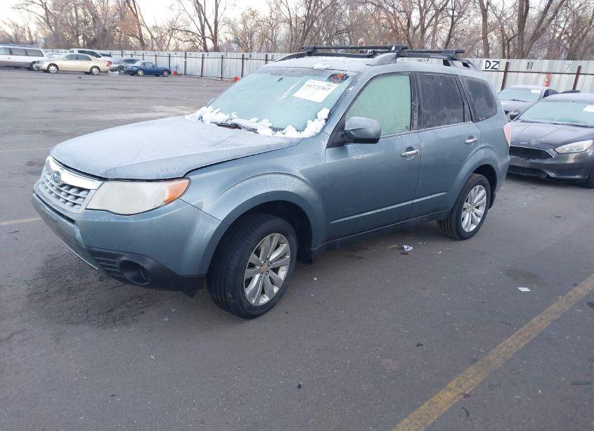 Photo 2 of 2011 Subaru Forester 2.5X PREMIUM (VIN JF2SHADC3BH754639)