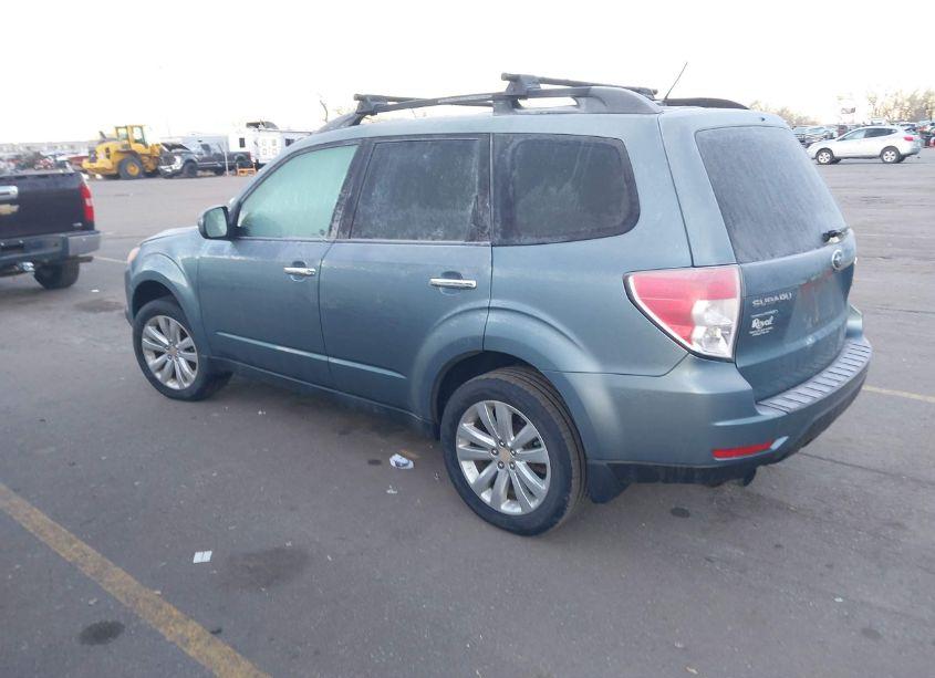 Photo 3 of 2011 Subaru Forester 2.5X PREMIUM (VIN JF2SHADC3BH754639)