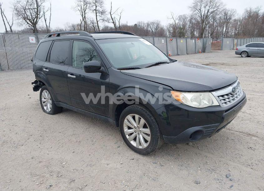 2012 Subaru Forester 2.5X PREMIUM (VIN JF2SHADC3CH416529) main photo