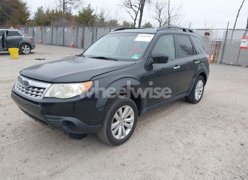 Photo 2 of 2012 Subaru Forester 2.5X PREMIUM (VIN JF2SHADC3CH416529)