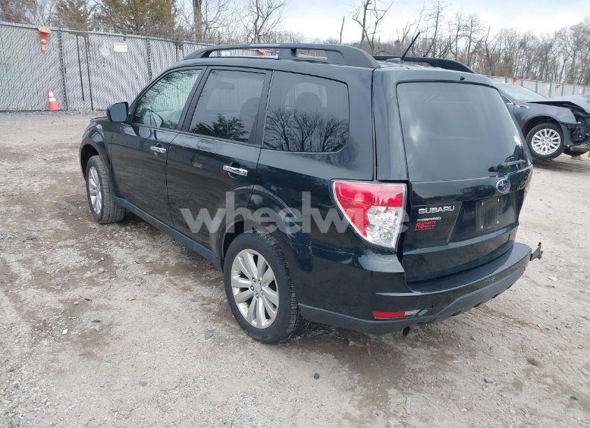 Photo 3 of 2012 Subaru Forester 2.5X PREMIUM (VIN JF2SHADC3CH416529)