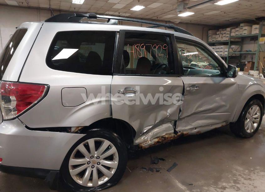 Photo 6 of 2012 Subaru Forester 2.5X PREMIUM (VIN JF2SHADC3CH429569)