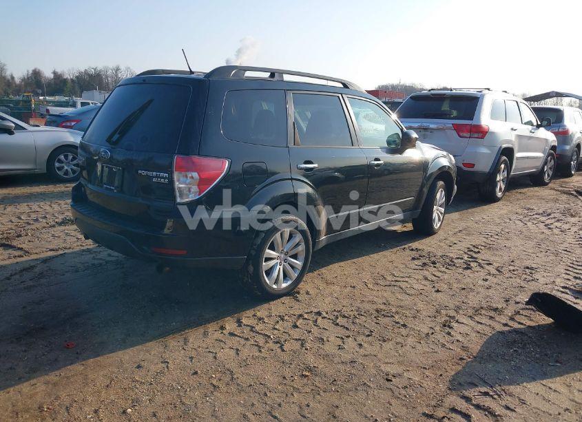 Photo 4 of 2011 Subaru Forester 2.5X PREMIUM (VIN JF2SHADC4BH728311)