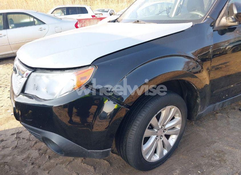 Photo 6 of 2011 Subaru Forester 2.5X PREMIUM (VIN JF2SHADC4BH728311)