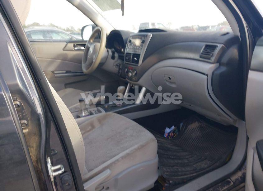 Photo 5 of 2011 Subaru Forester 2.5X PREMIUM (VIN JF2SHADC4BH778674)